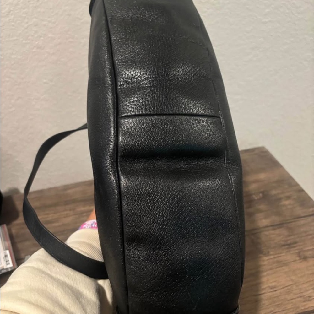 Gucci Black Leather Top-Handle Shoulder Bag - Picture 5 of 10